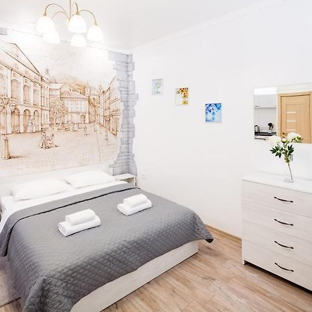 Beautiful Apartments In The Center Львов Экстерьер фото