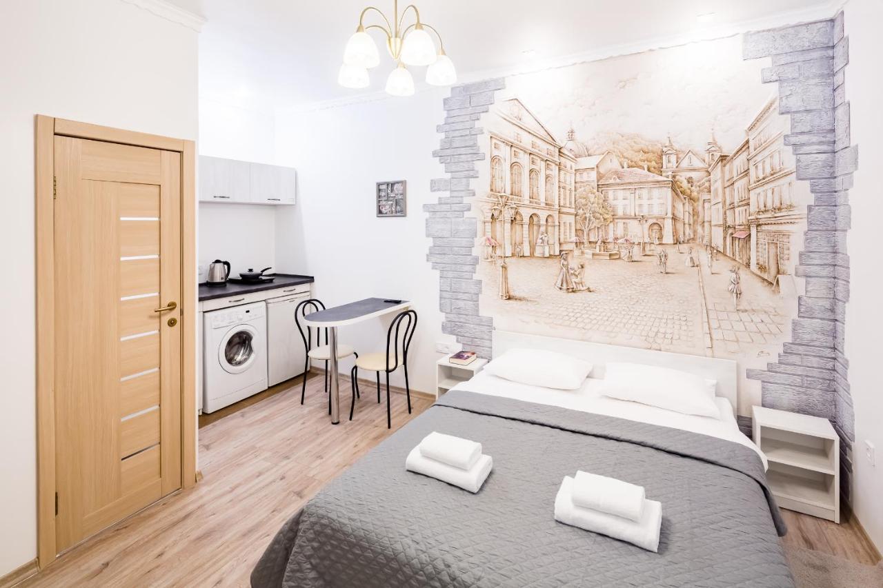 Beautiful Apartments In The Center Львов Экстерьер фото